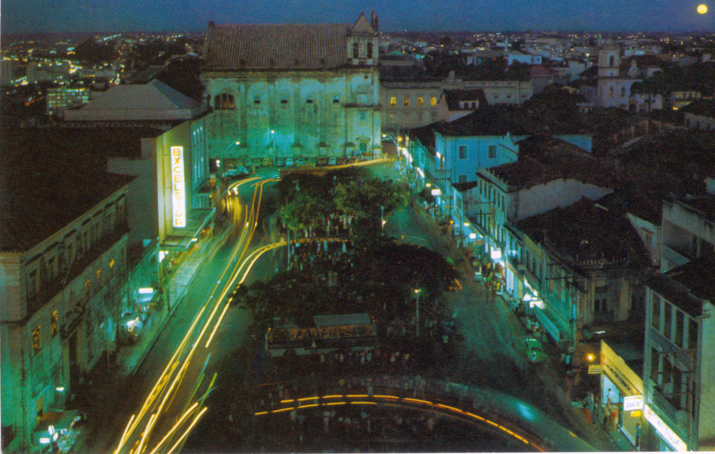 Salvador noite